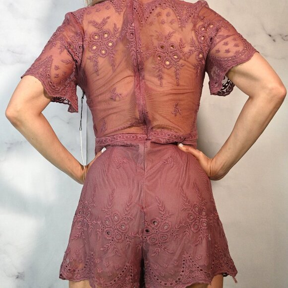 Lavender Lace Romper - Size Large - Picture 2 of 3